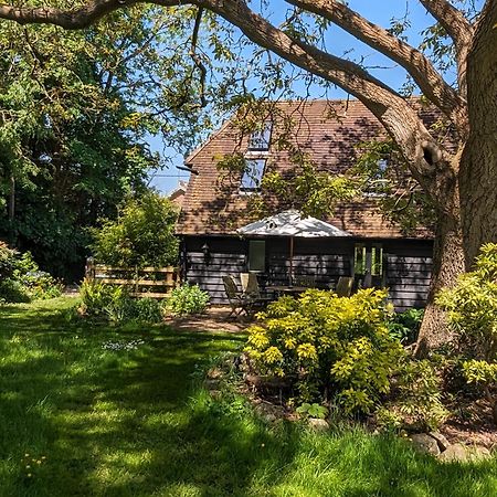 Cosy Listed Barn In Peaceful Country Village Granborough Buitenkant foto